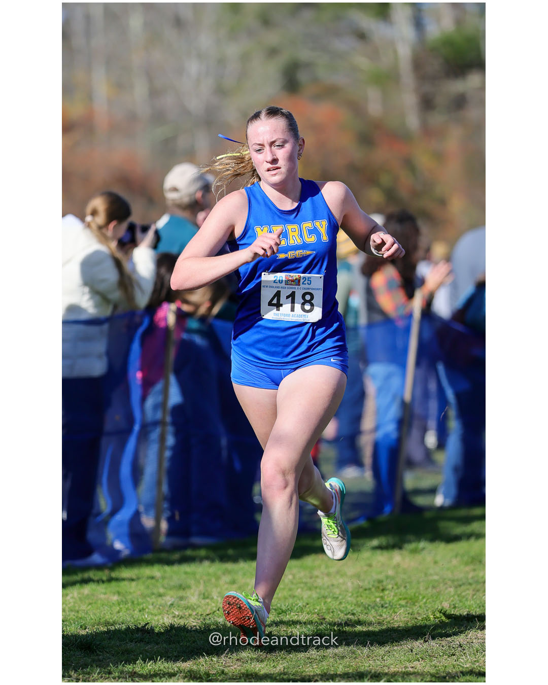 Beatrice Perrault, Mercy High School, P215, 23:28.97 - New England Cross Country State Championship - Thetford Vt - November 8, 2025 File: ./dir-1-Girls-Championship/251108-2025-New England-Cross-Country-Championships-Thetford-VT-385-296A6582.jpg Beatrice Perrault, Mercy High School, P215, 23:28.97 - New England Cross Country State Championship - Thetford Vt - November 8, 2025 – 2025…